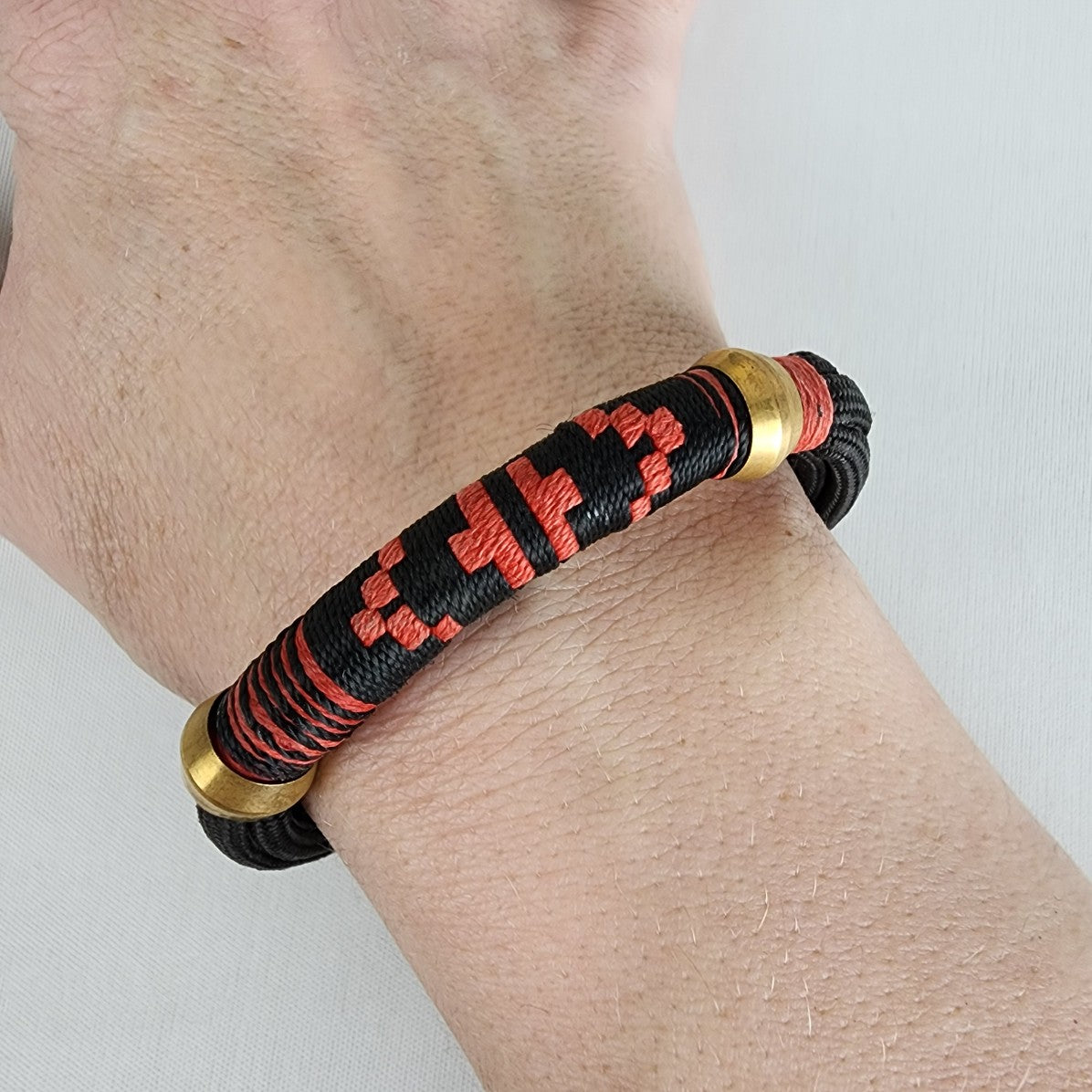 Holst + Lee Black & Red Magnetic Bracelet
