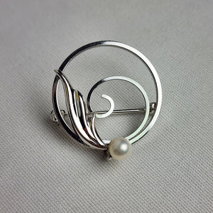 DCE Douglas C Eaton 14kt GF Pearl Silver Tone Brooch
