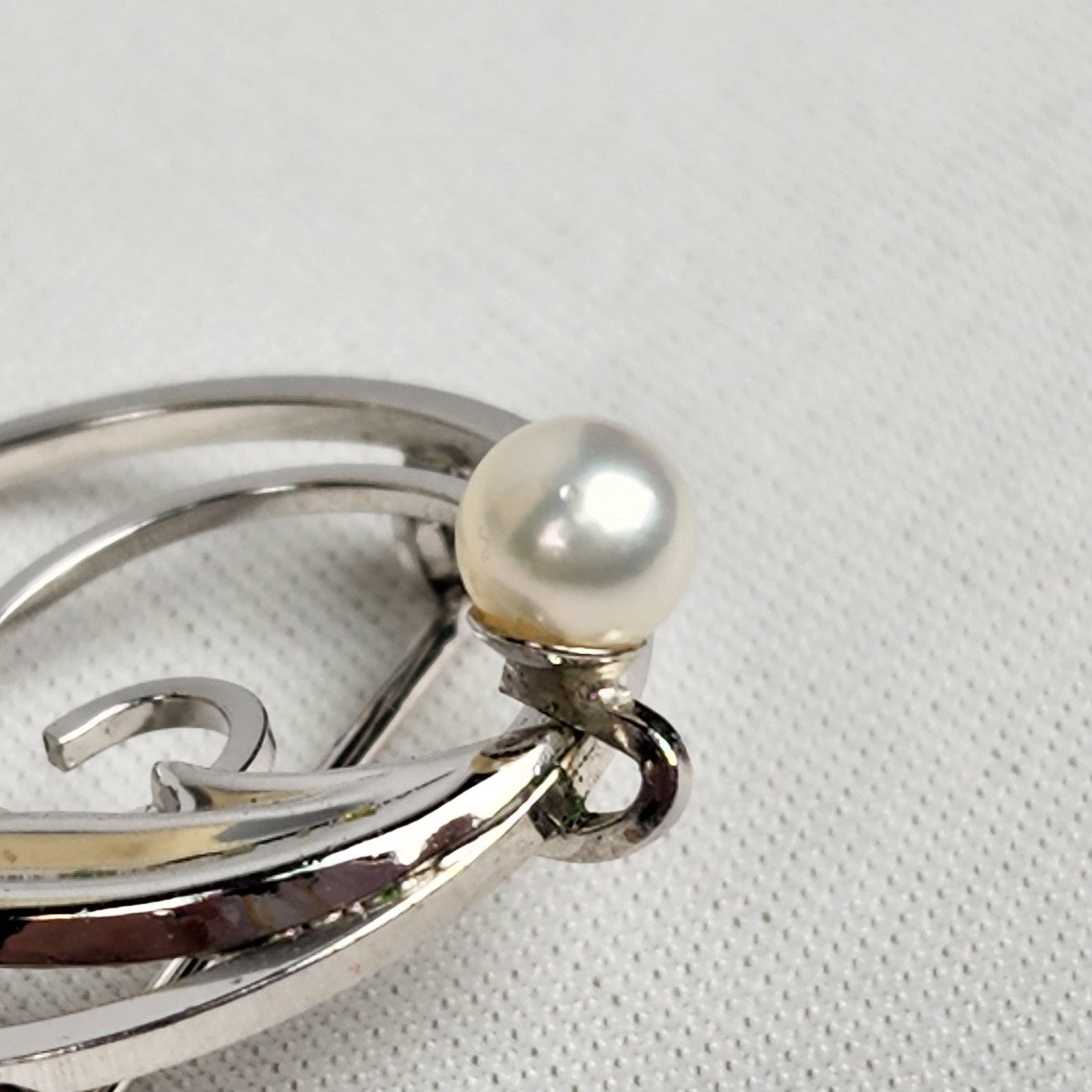 DCE Douglas C Eaton 14kt GF Pearl Silver Tone Brooch
