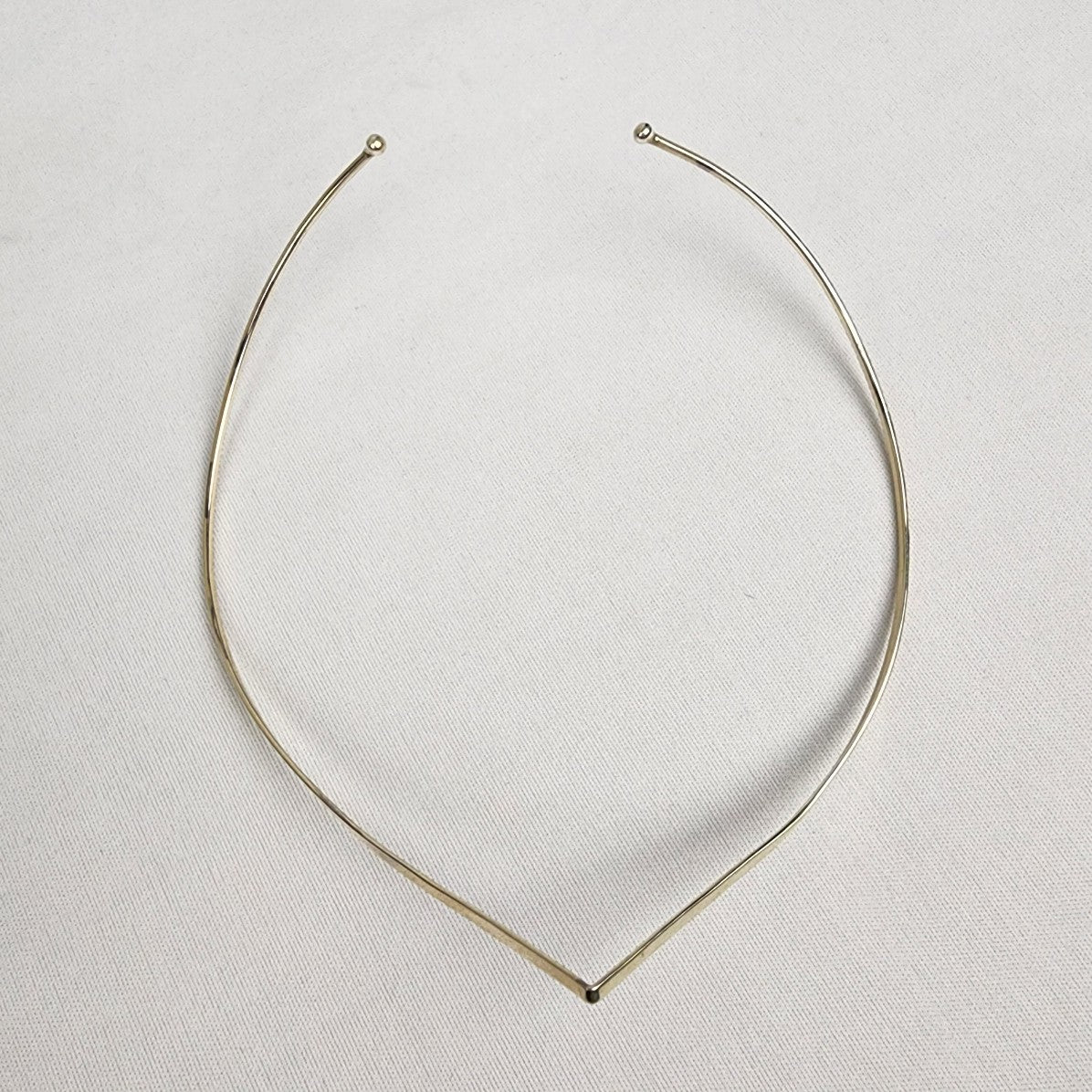 Sterling Silver Collar Rigid V Wire Necklace