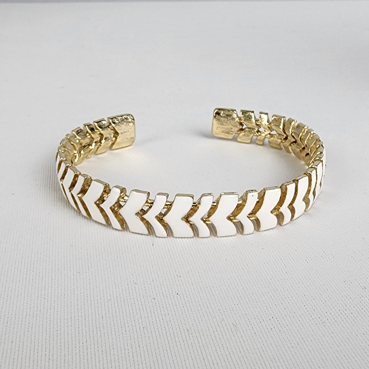 Vintage White & Gold Enamel Metal Cuff Bracelet