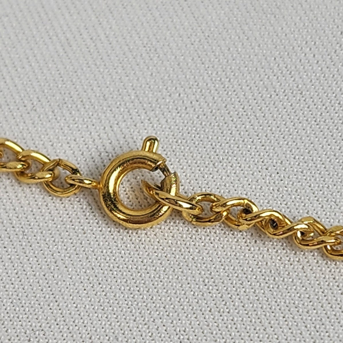 Vintage Gold Tone Chain Key Necklace