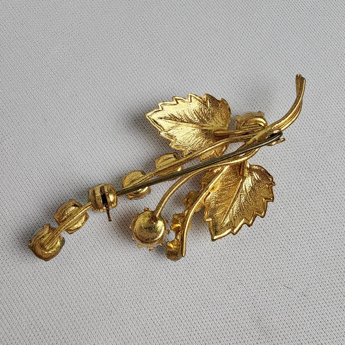 Vintage Gold Leaves AB Rhinestones Faux Pearl Brooch